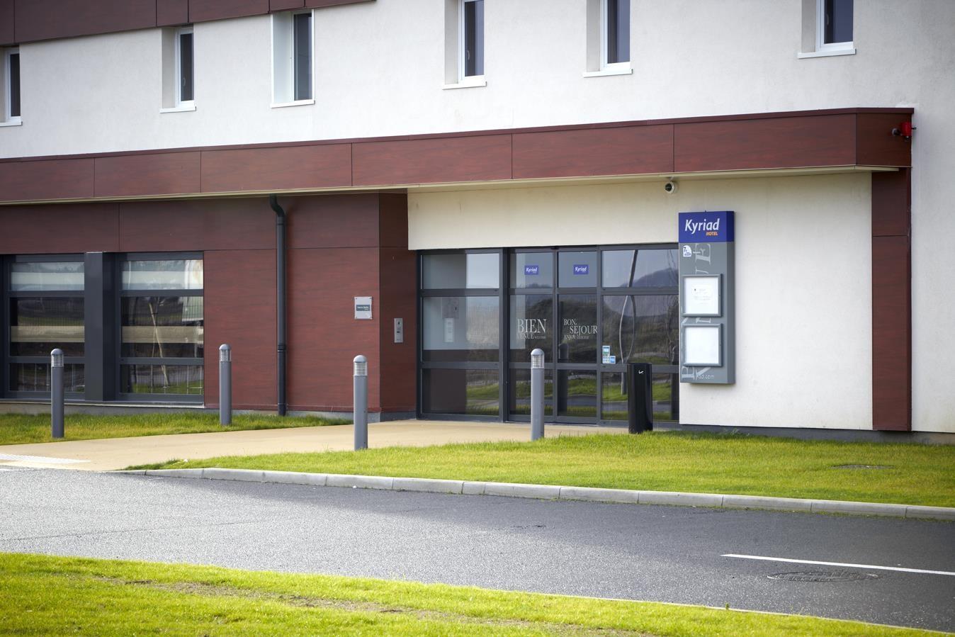 Отель Ibis Douai Dechy Экстерьер фото