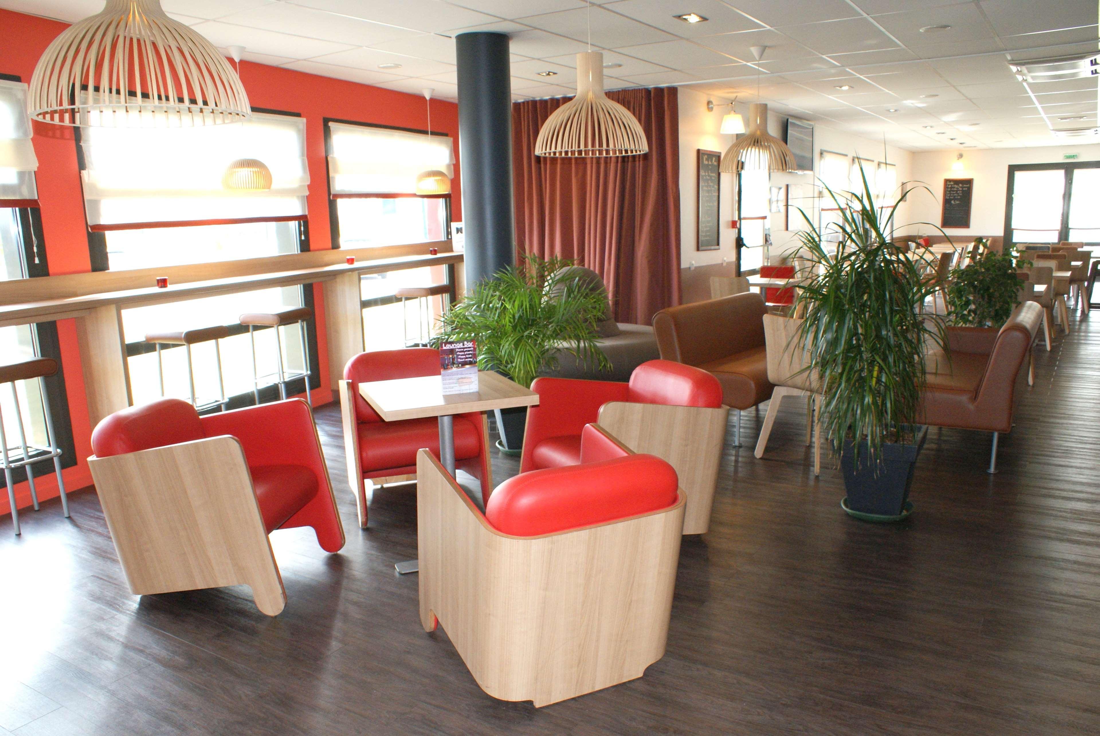 Отель Ibis Douai Dechy Экстерьер фото