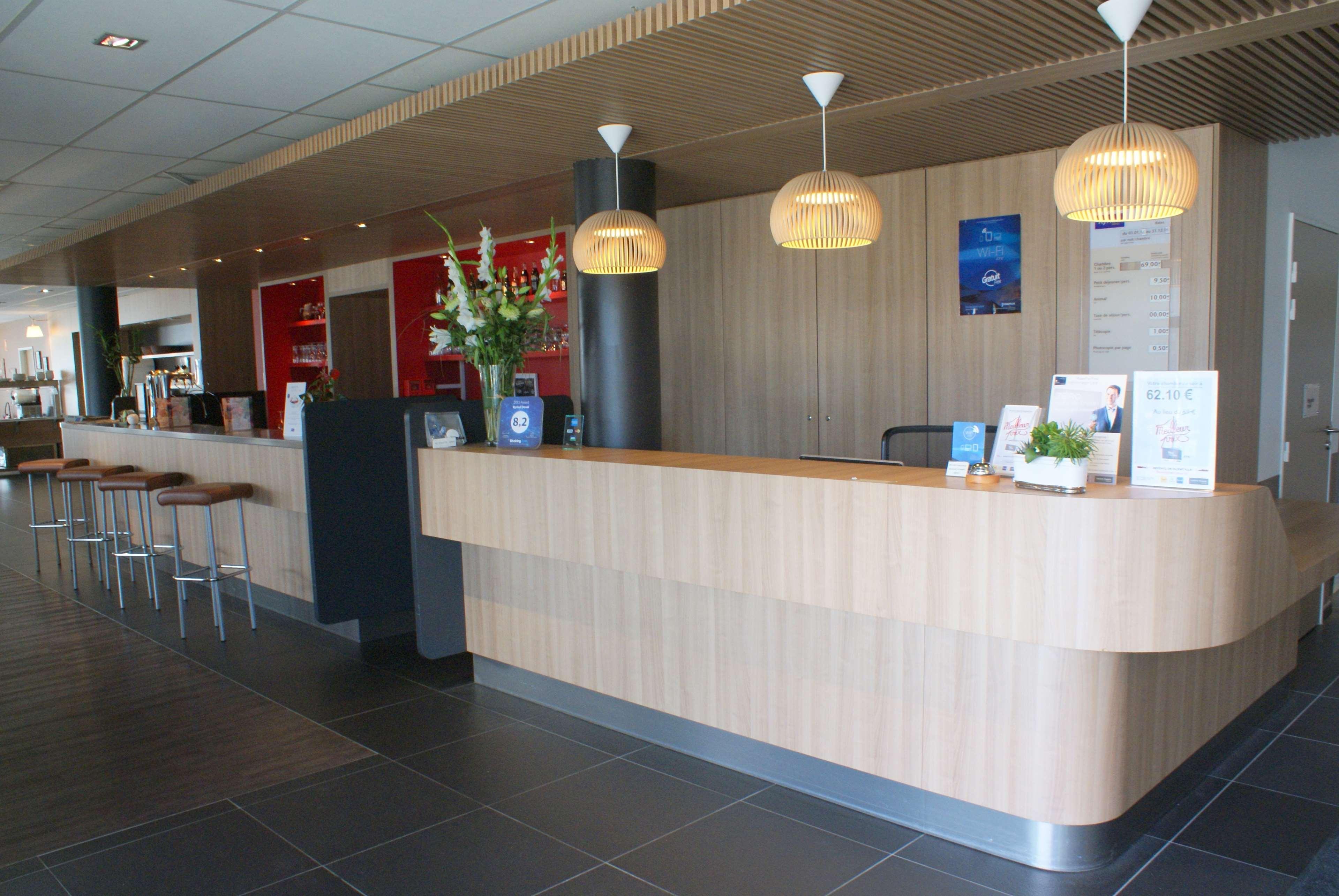 Отель Ibis Douai Dechy Экстерьер фото