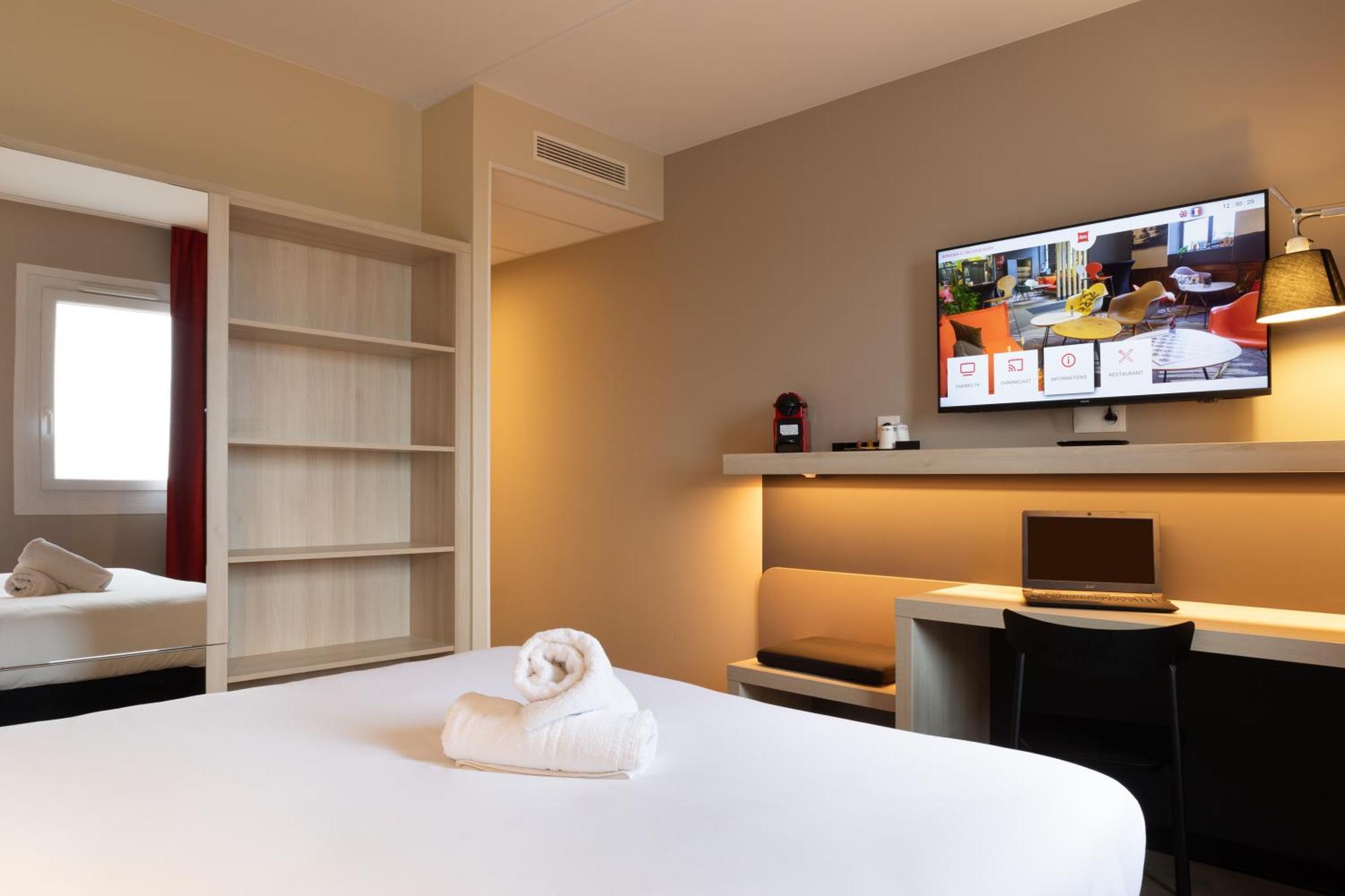 Отель Ibis Douai Dechy Экстерьер фото