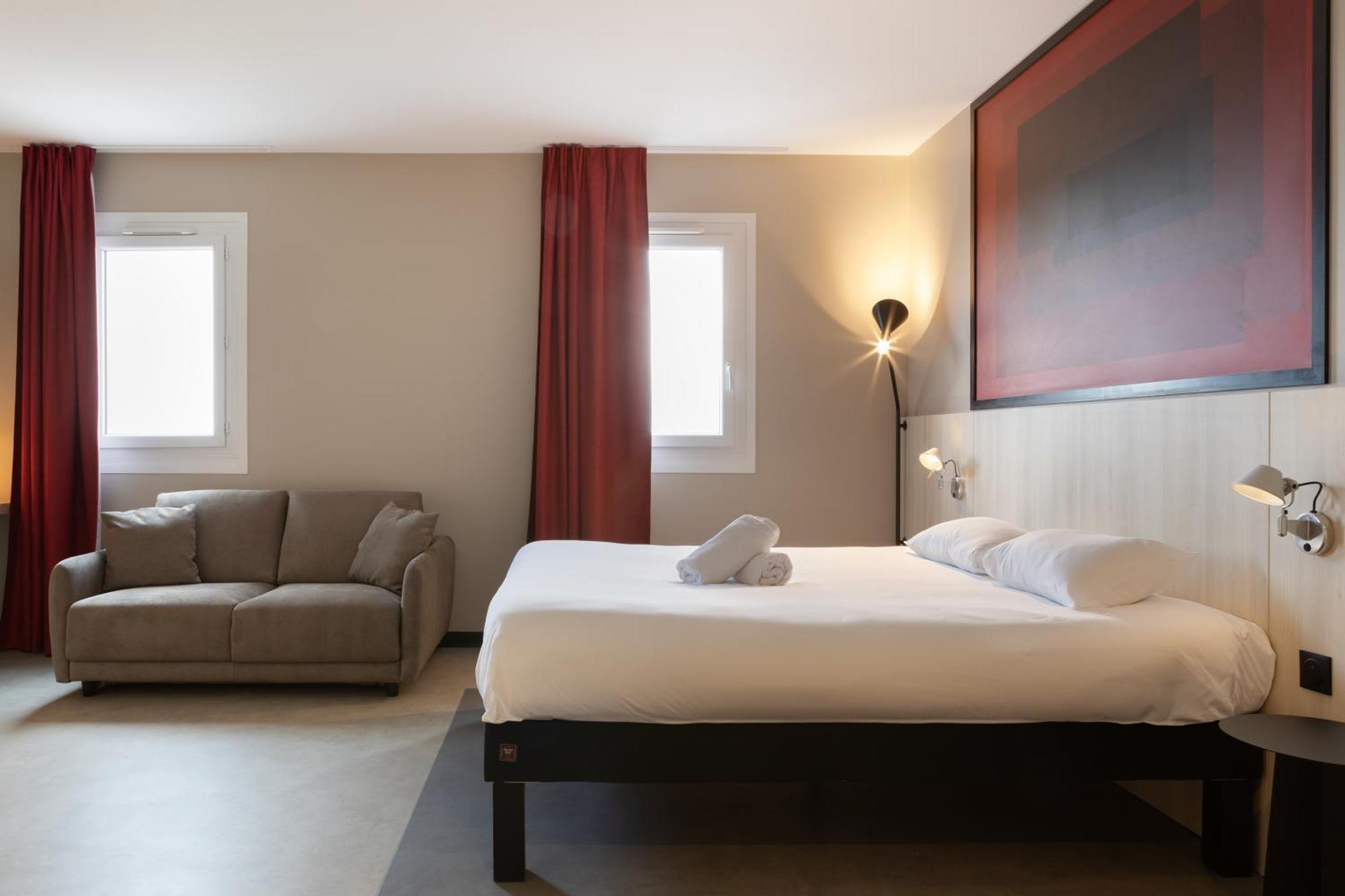 Отель Ibis Douai Dechy Экстерьер фото
